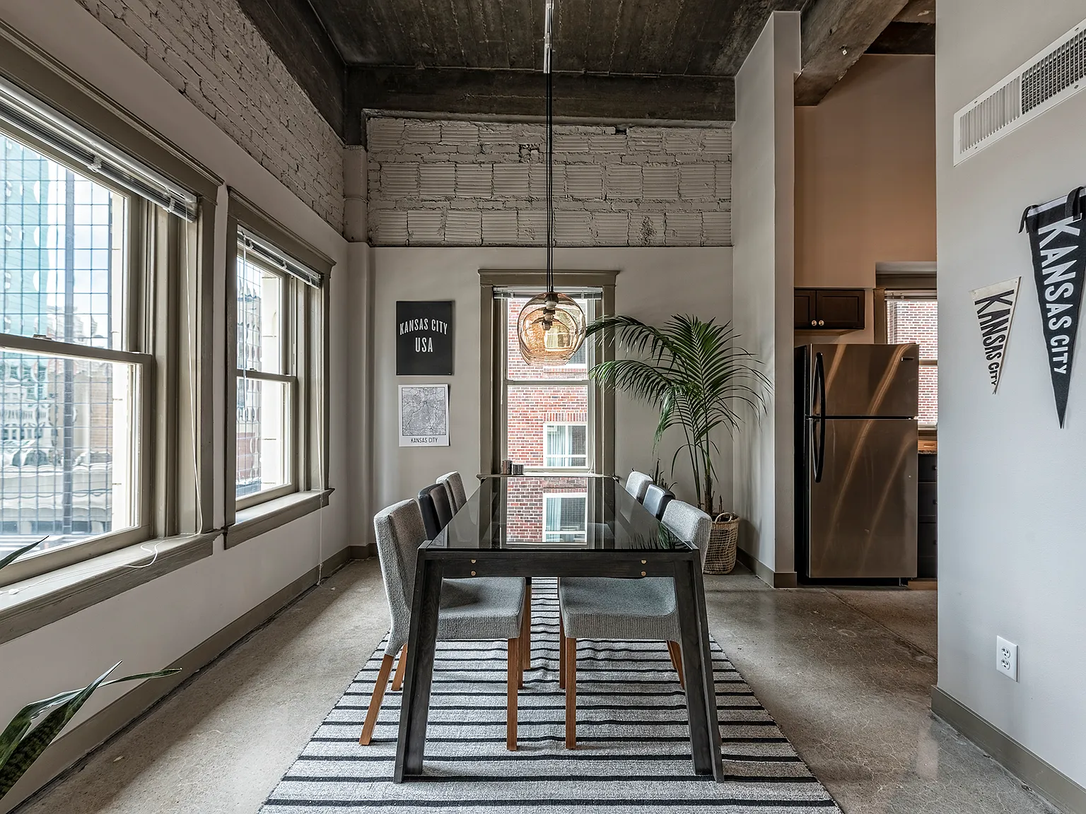 New Yorker Lofts — Photo 2
