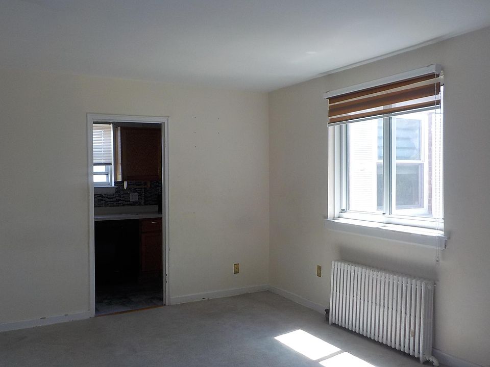 1st image of 26016 73rd Ave Floor 2