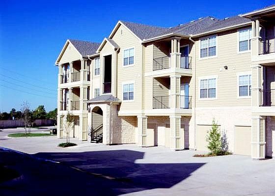 3rd image of 14723 W Oaks Plaza St #244
