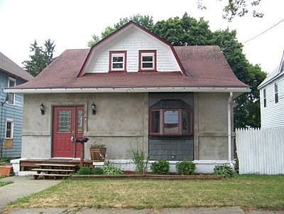 2nd image of 127 W 12th St