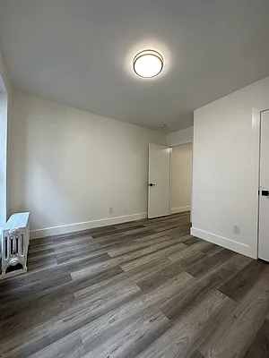 Rented by Peter R. Hungerford, LREB | media 11