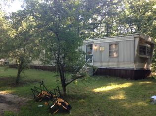 4122 Valley View Rd, Harrison, MI 48625