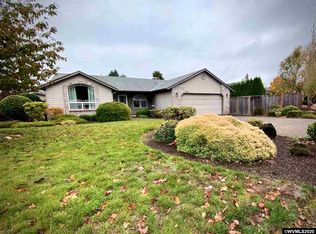 420 SE Davis St, Dallas, OR 97338