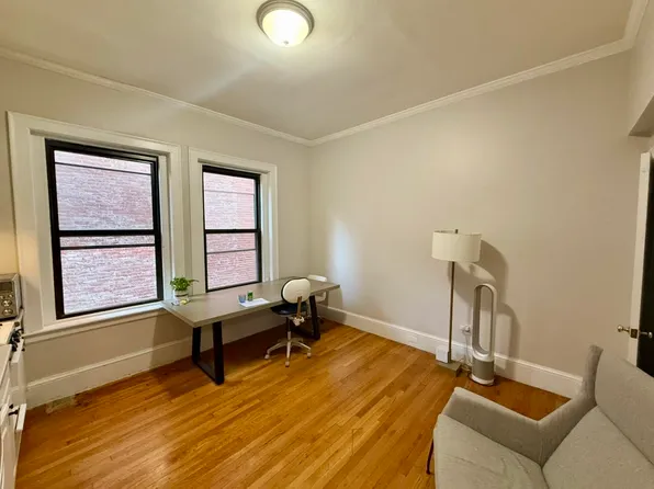 10 Fairfield St APT 3, Boston, MA 02116