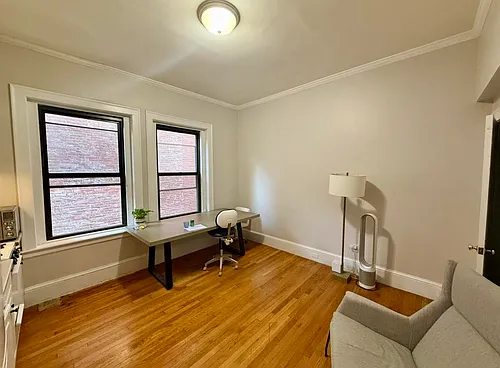 10 Fairfield St #3 Photo 1