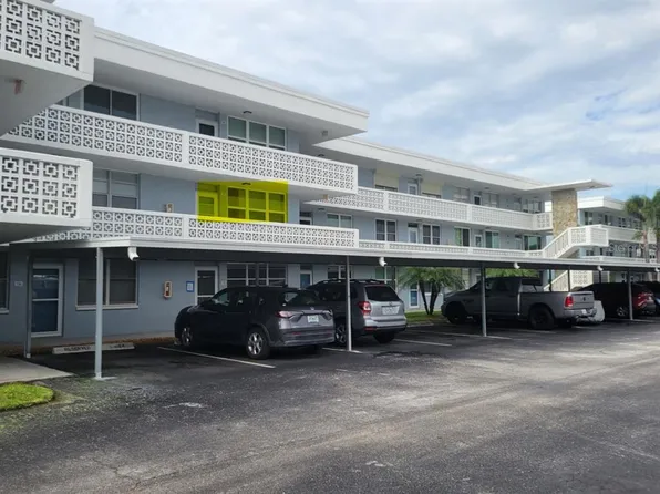 4880 LOCUST STREET NE #235, ST PETERSBURG, FL 33703