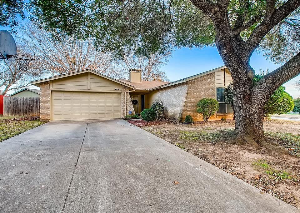 1st image of 4509 Palomino Ct