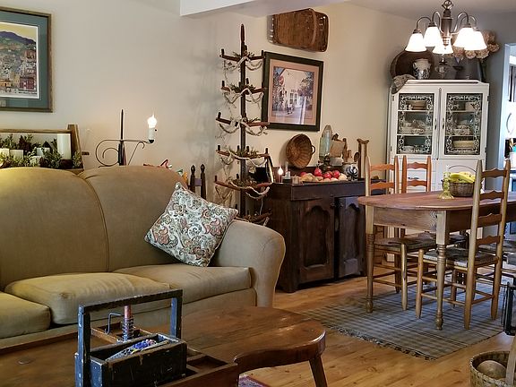 Dining room to Living room