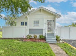 1848 Gaty Ave, East Saint Louis, IL 62205