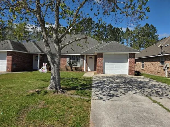 149 Remmy Ct, Mandeville, LA 70448