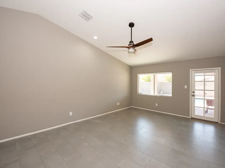 8215 Forget Me Not St — Photo 17