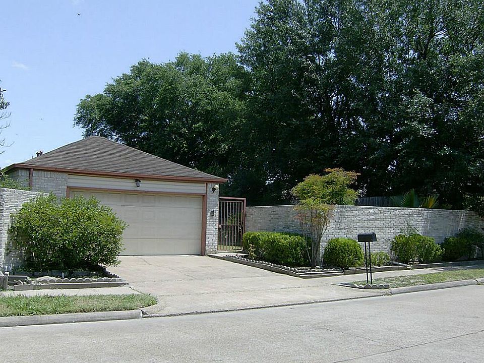 1st image of 11838 S Youngwood Ln