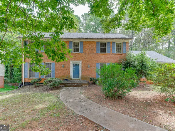 2302 Smokehouse Path, Lawrenceville, GA 30044