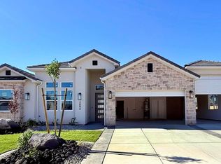 2892 E Smith Creek Dr, Washington, UT 84780