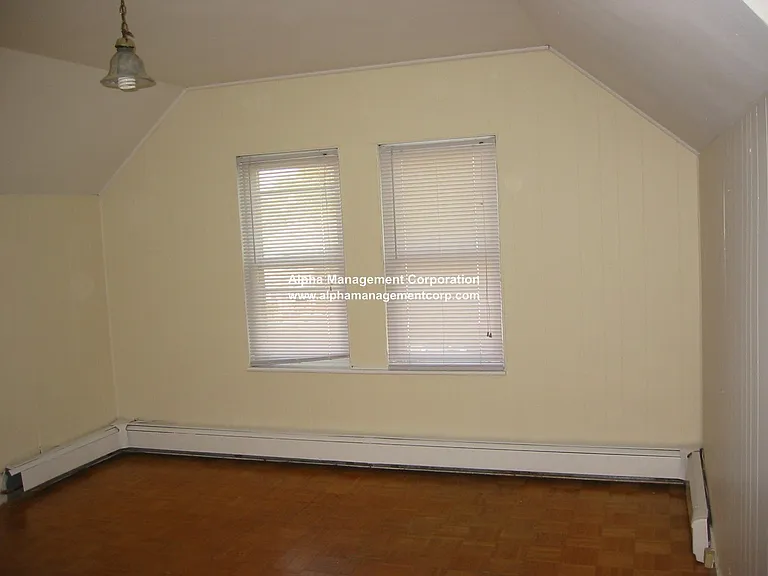 Eric Rd — Photo 6