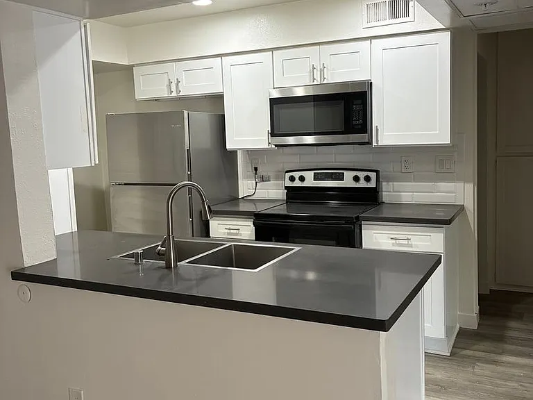 125 - Cedar Regency — Photo 13
