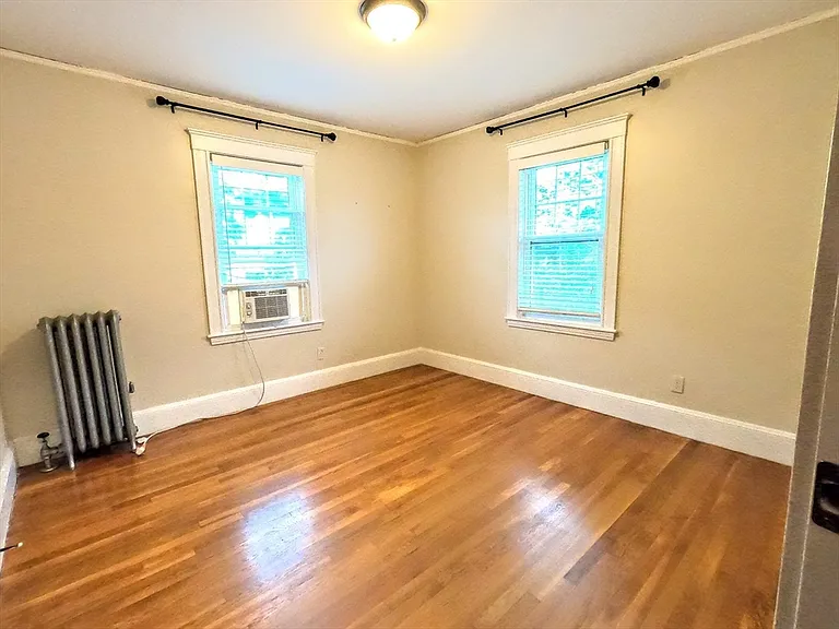 22 Roseway St #2 — Photo 25
