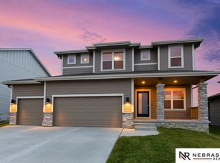4410 S 212th St, Elkhorn, NE 68022