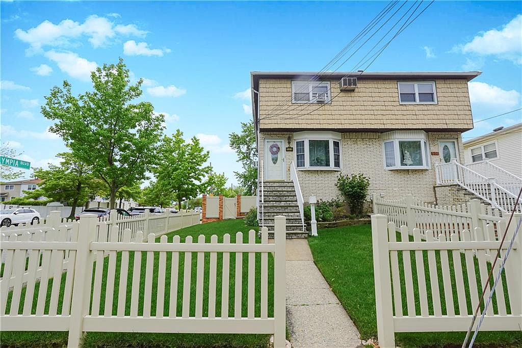 538 Naughton Ave, Staten Island, NY 10305 Zillow