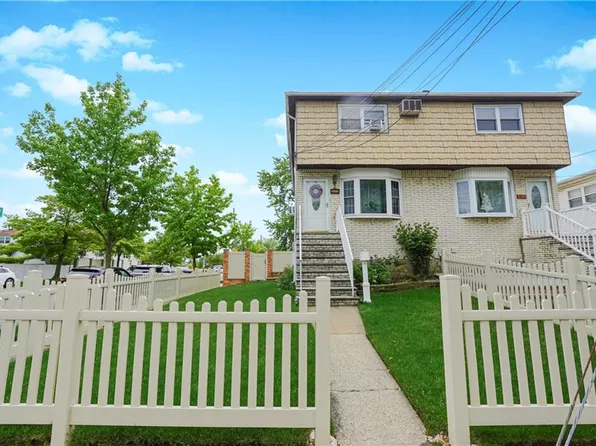 538 Naughton Ave, Staten Island, NY 10305