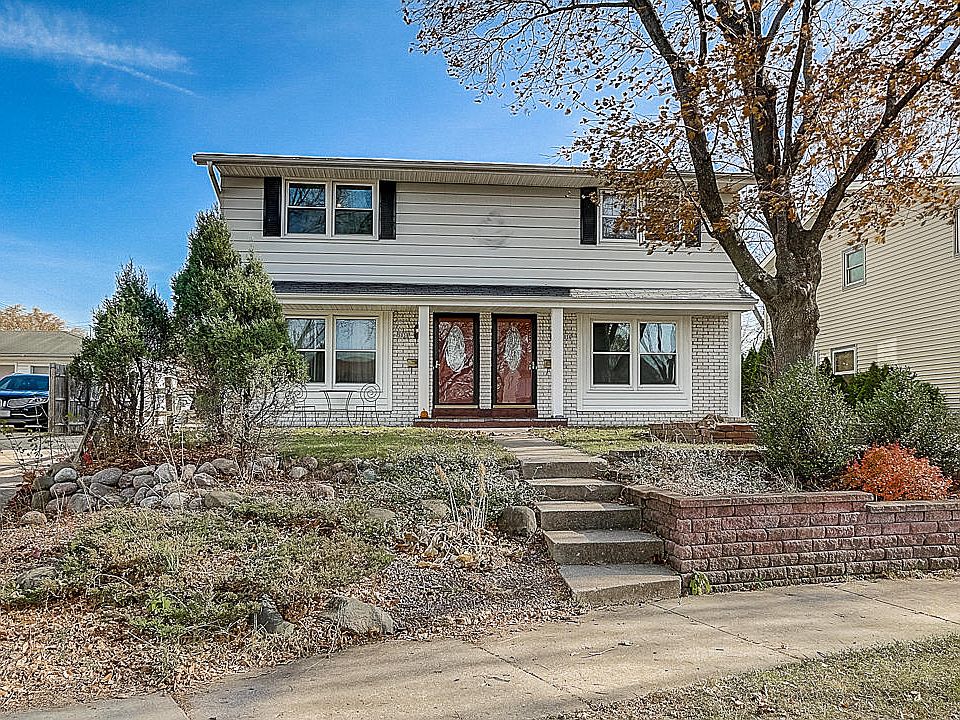 1st image of 5056 N 106th St #5058