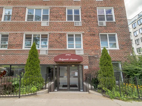 3065 Sedgewick Avenue image 11 of 13