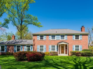 1029 Derwydd Ln, Berwyn, PA 19312