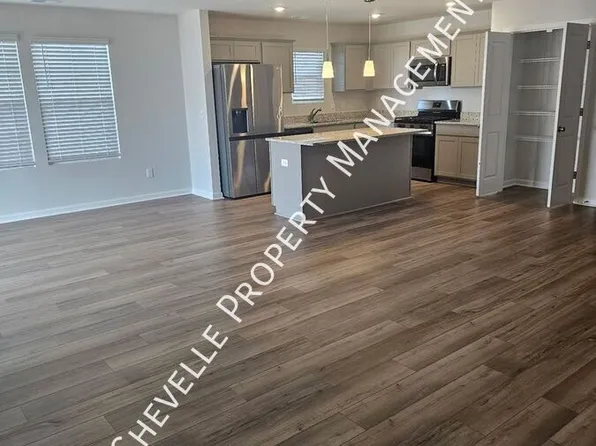 949 Warby Dr, Lexington, SC 29073