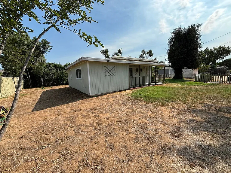 4527 Avon St — Photo 23