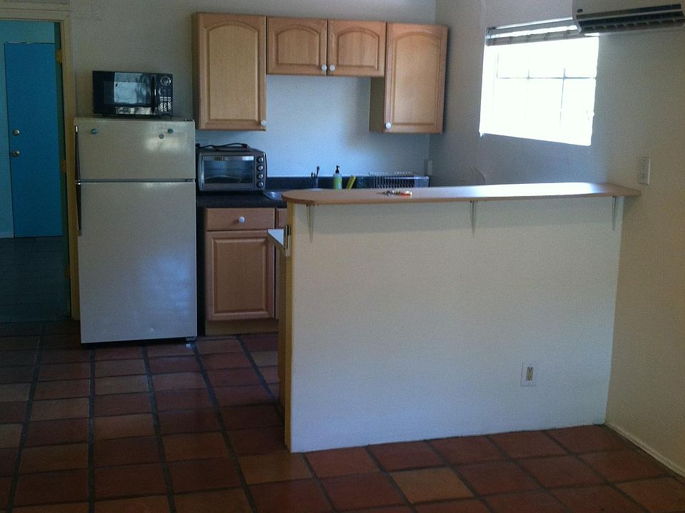 Kitchen/Living Room