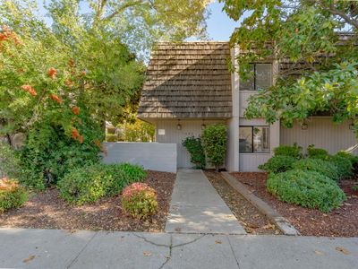1043 39th St, Sacramento, CA, 95816