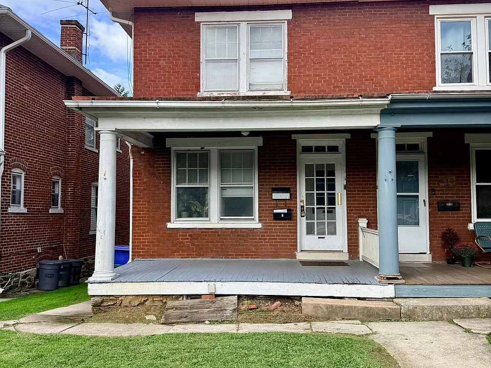 412 S West End Ave #2