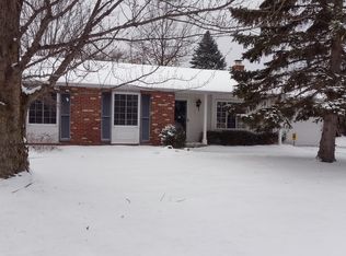 5478 Young Rd, Stow, OH 44224