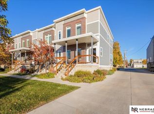 330 N 22nd St, Lincoln, NE 68503