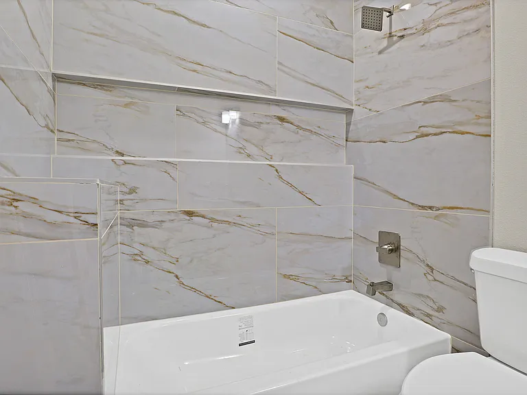 5618 Barkridge Dr — Photo 20