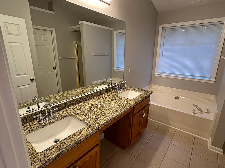 1655 Berrywood Way — Photo 12