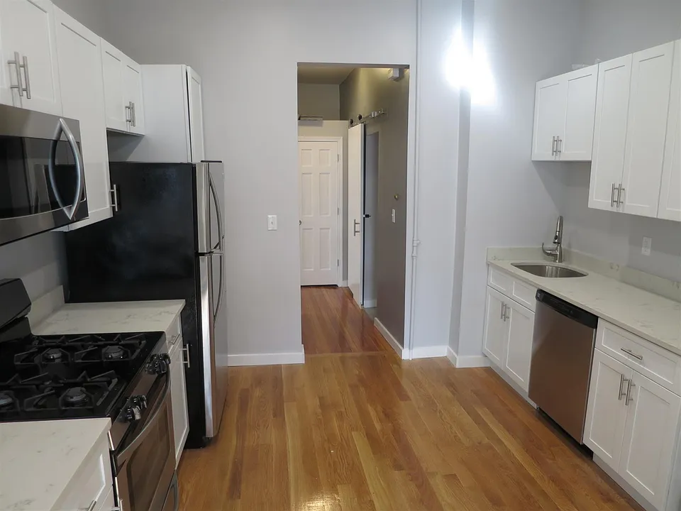 354 Somerville Ave #1