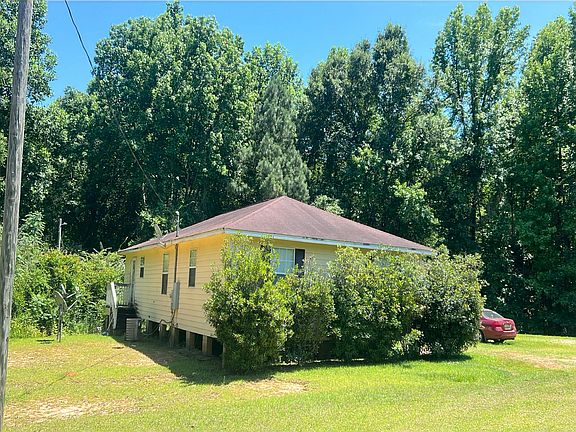 3rd image of 1786 Panda Rd