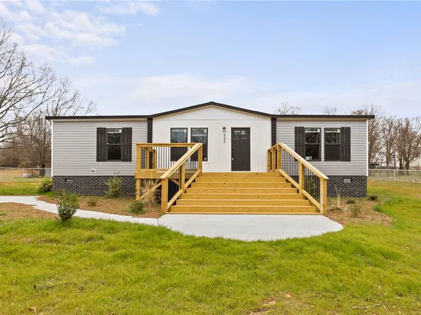 135 Ostrich Ln, Starr, SC 29684