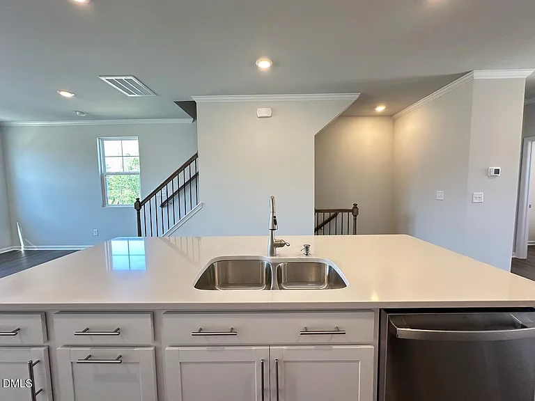 328 Carolina Springs Blvd — Photo 9