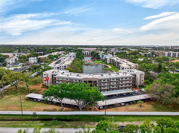 6190 80th St N Unit 211, Saint Petersburg, FL 33709