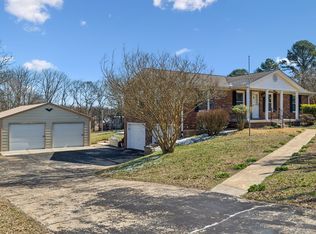 620 Crestland Dr, Columbia, TN 38401