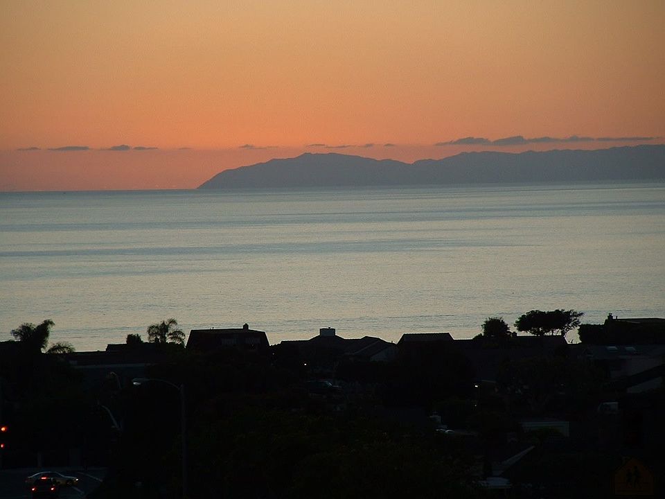 Tranquil Evening Views of Catalina Island