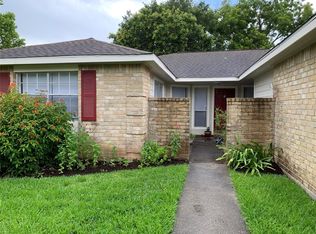 3106 Mosby Dr, Sugar Land, TX 77479