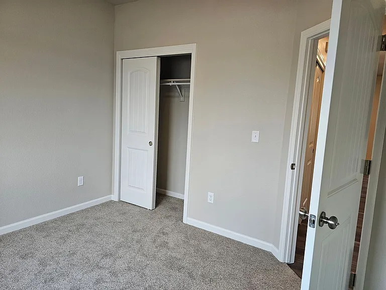 1615 Richard Martin Dr — Photo 10