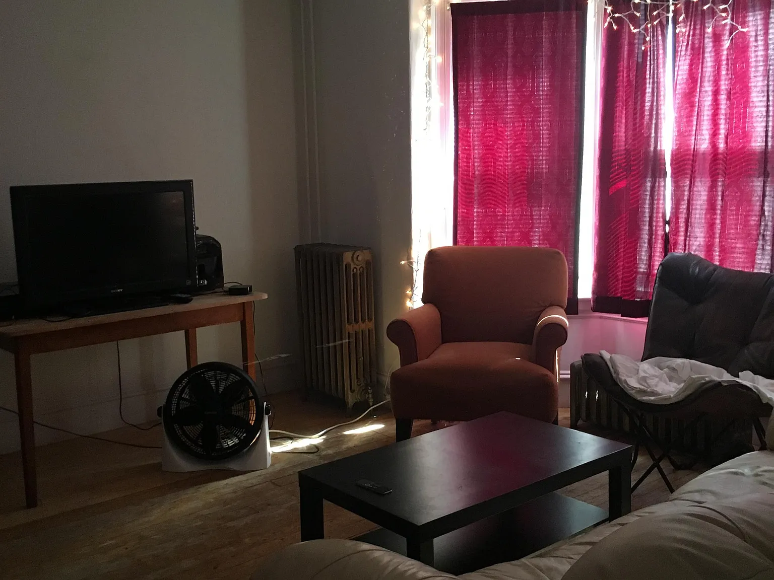 54 Loomis Street - 1 — Photo 3