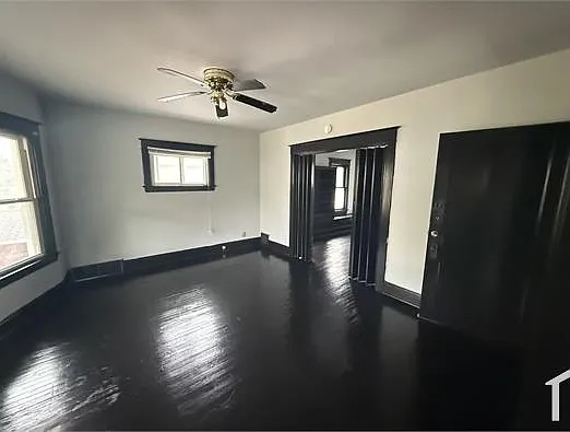 3 bed, 2000 sqft, $1,200 — Photo 4