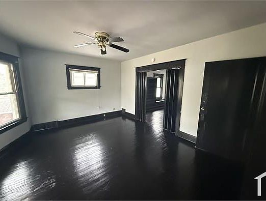 4th image of 3392 E 110th St #2
