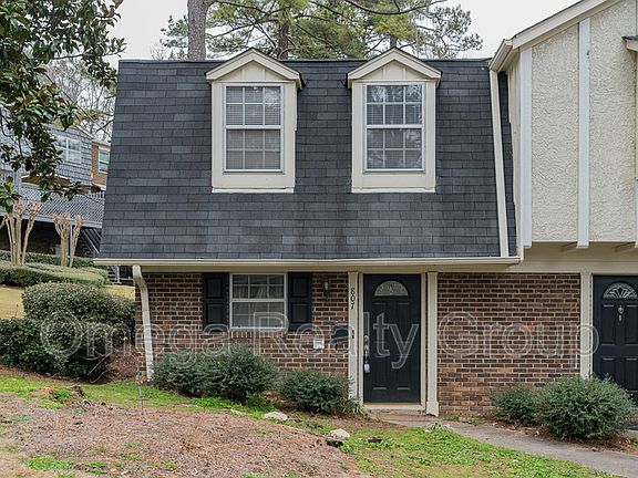 2nd image of 807 Vestavia Villa Ct