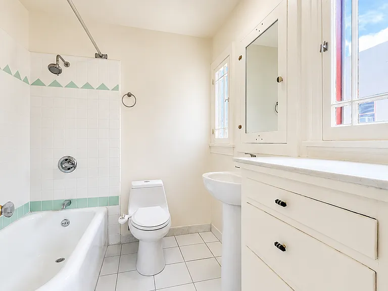 832 N Edinburgh Ave #10 — Photo 8